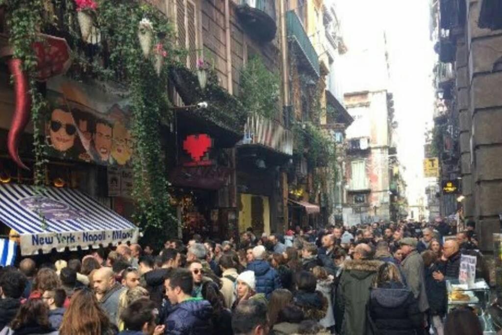 Apartmán Napoli Centro Storico Un Passo Da San Gennaro Exteriér fotografie